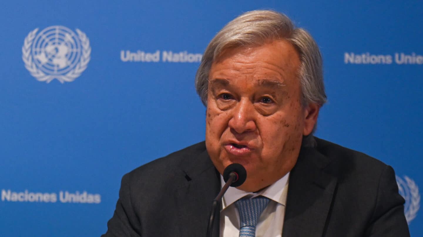 El Secretario General de la ONU, Antonio Guterres, en una rueda de prensa antes de la Cumbre del G20 en Nueva Del