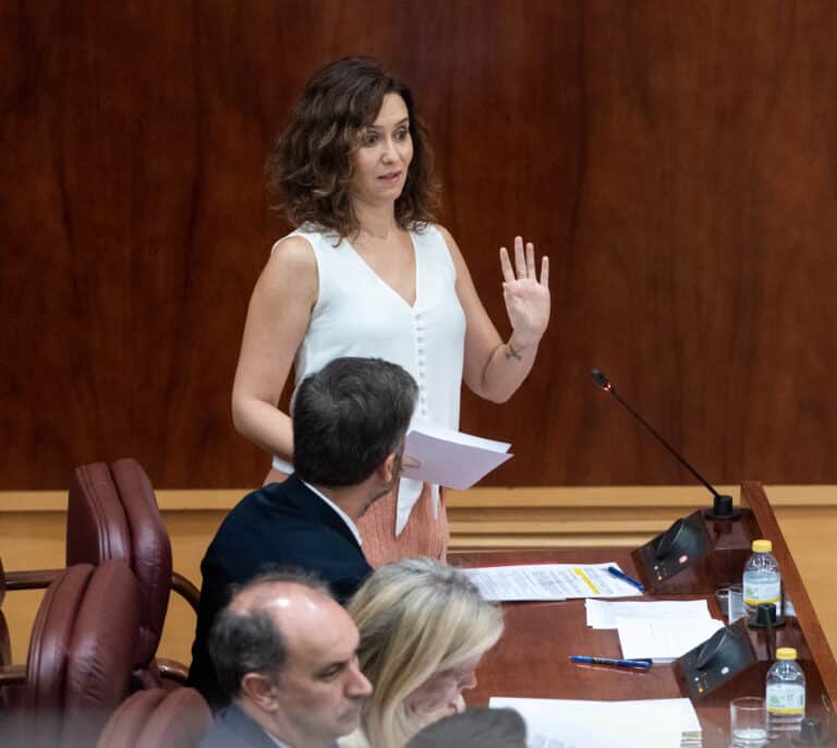 Ayuso: "Estamos a dos tardes de que Bildu nos llame terrorista"