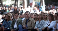 Sánchez promete sueldos y pensiones y se olvida de la amnistía ante las bases del PSC