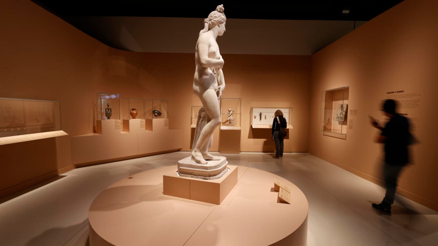 Exposición "Veneradas y temidas. El poder femenino en el arte y las creencias" en Caixaforum en Madrid