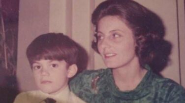 Muere la madre de Javier Ortega-Smith por "intoxicación de medicamentos"