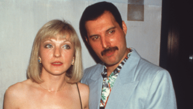 "Demasiado con lo que lidiar": el pesado y millonario legado personal de Freddie Mercury que Mary Austin saca a subasta