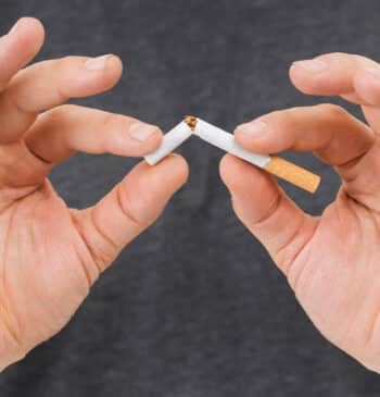Fumar o haber fumado alguna vez aumenta en un 25% el riesgo [...]