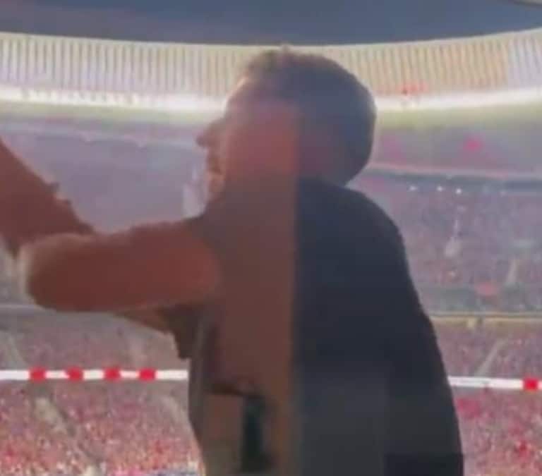 El feo gesto del hijo de Simeone a los seguidores del Real Madrid