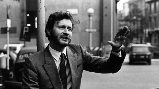 Gianni Vattimo en 1980. Gianni Vattimo en 1980.