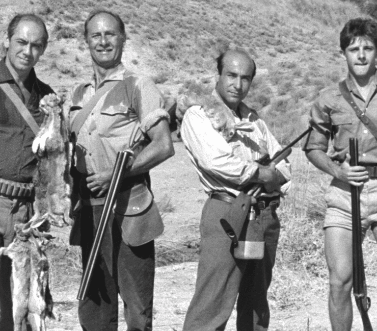 'La caza', el goyesco duelo a garrotazos de Carlos Saura, 'renace' en Venecia