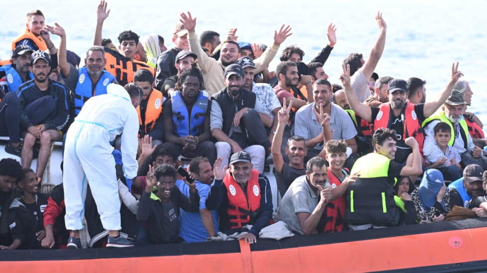 Migrantes a su llegada a Lampedusa