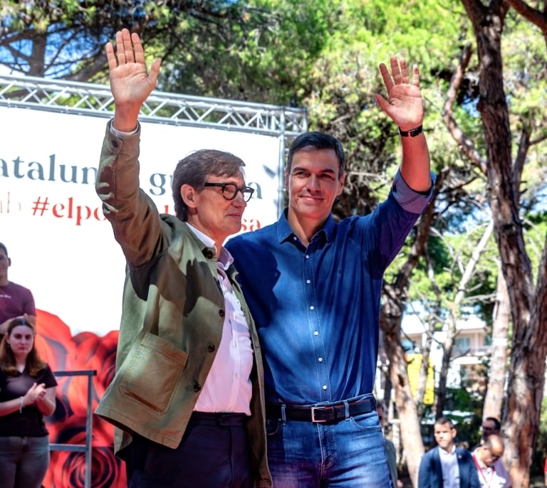 El PSOE cierra las puertas al referéndum en Cataluña y apuesta por el "diálogo"