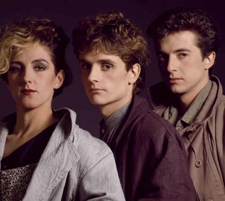 Ninguna canción de Mecano dice "te quiero"