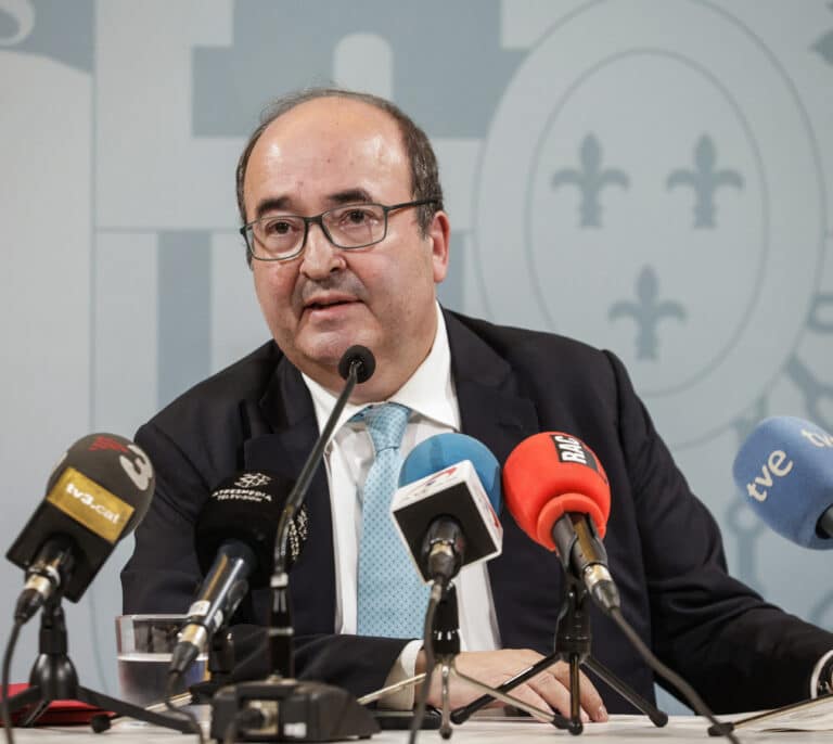 El Gobierno pide al TAD que suspenda "cautelarmente" a Rubiales