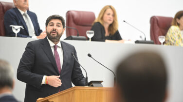 Vox asumirá Fomento, Seguridad y una vicepresidencia en Murcia tras el acuerdo con el PP