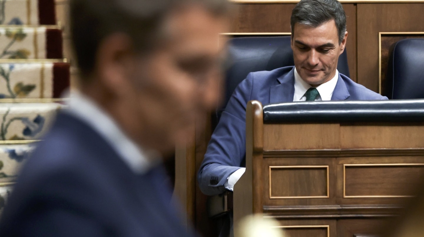 El presidente del Gobierno en funciones, Pedro Sánchez, en la primera sesión del debate de investidura de Alberto Núñez Feijóo, el pasado 26 de septiembre de 2023 en el Congreso.