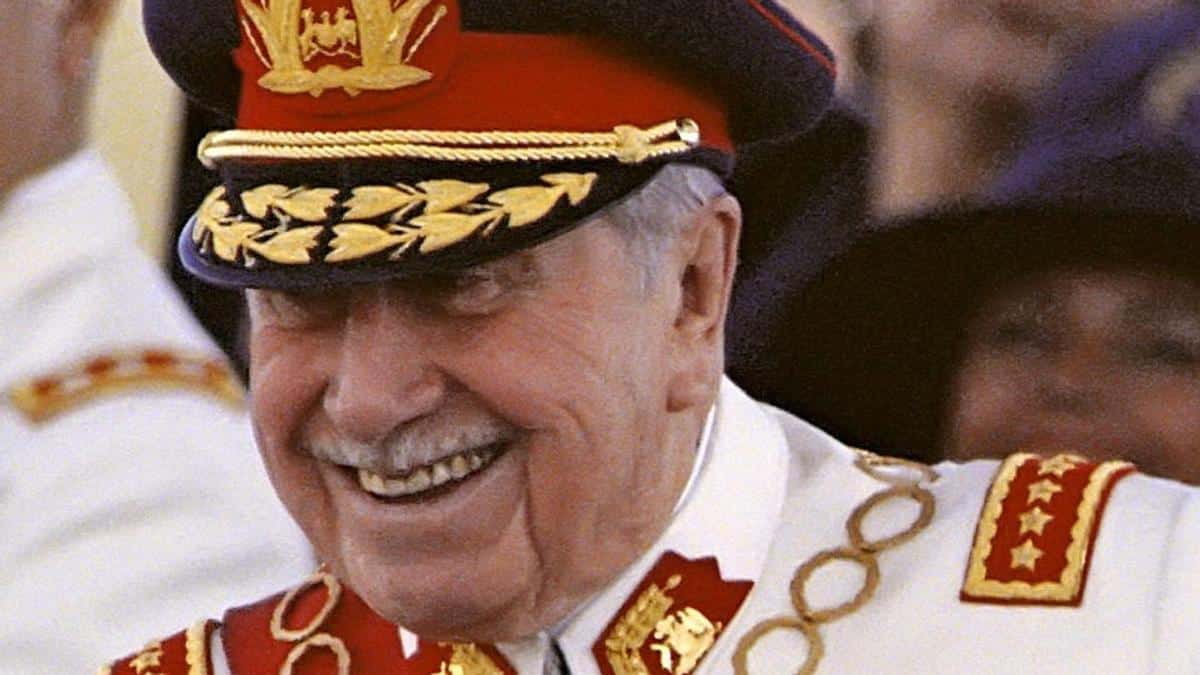 El ex dictador chileno Augusto Pinochet .