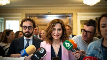 Ayuso tienta a Sánchez