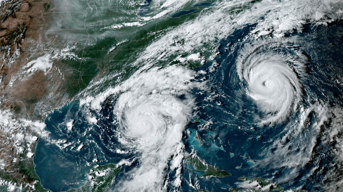 La imagen satelital que muestra al Huracán Franklin en Océano Atlántico, mientras en el Mediterráneo se da el fenómeno del medicán