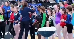 Racismo en Irlanda: Dejan a una niña negra sin medalla