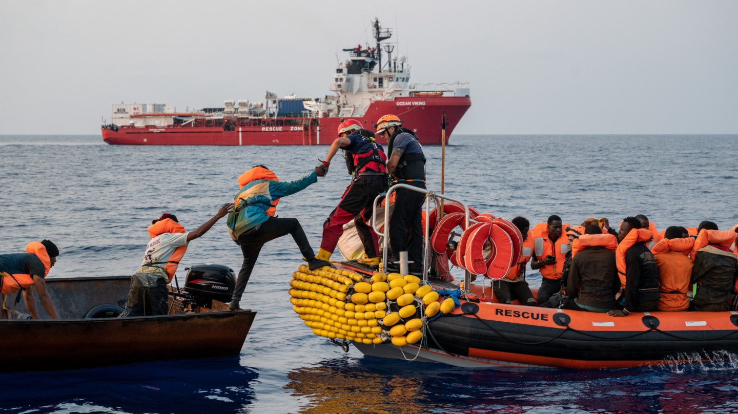 Operación de rescate de la ONG SOS Mediterranée el pasado agosto.