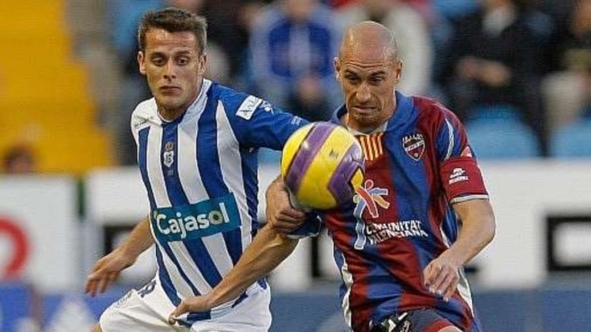 Luis Rubiales durante su etapa como jugador en el Levante Luis Rubiales