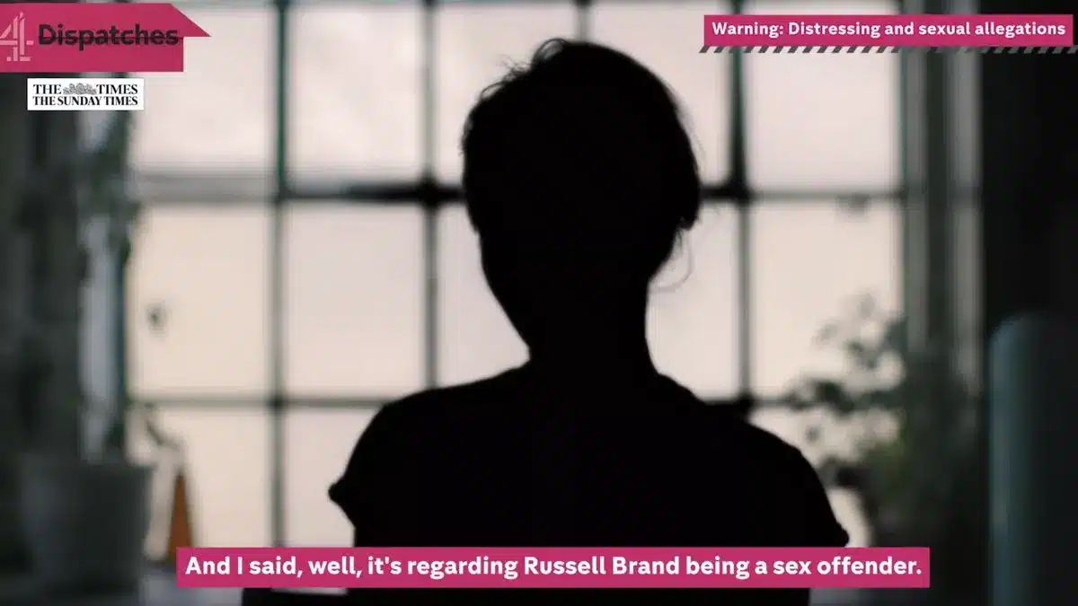 Una de las víctimas que ha hablado contra Russell Brand en el documental de Channel 4 que se ha emitido este fin de semana