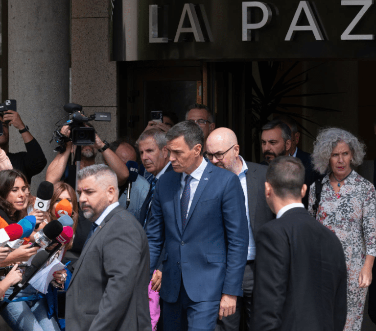 La gran despedida a "la primera dama de la comunicación"