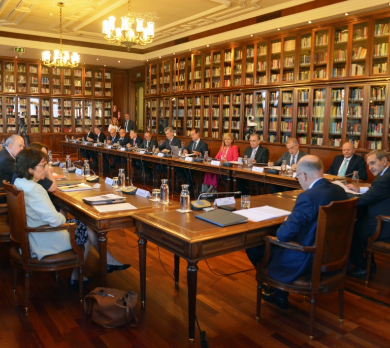 El presidente del Tribunal Europeo constata 'in situ' en España la "desolación" del Supremo