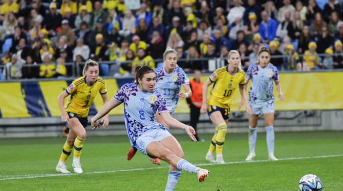 Un penalti de Mariona Caldentey en el minuto 96 le da la victoria a España frente a Suecia