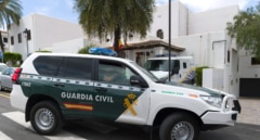 La Guardia Civil investiga la muerte de una niña de 3 años tras caer de un tercer piso en Alicante