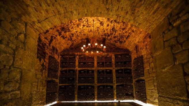 Bodega Marqués de Murrieta, donde se elabora el vino Castillo Ygay Bodega Marqués de Murrieta, donde se elabora el vino Castillo Ygay