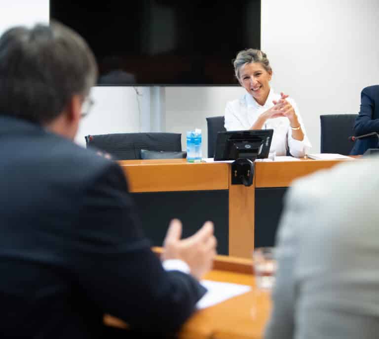 Yolanda Díaz le está despejando el camino a Sánchez