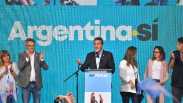 El peronista Massa gana en Argentina pero necesita ir a segunda vuelta con el ultraderechista Milei
