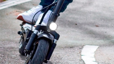 Movilidad eficiente con este patinete eléctrico que está rebajado en MediaMarkt ¡más de 100 euros!
