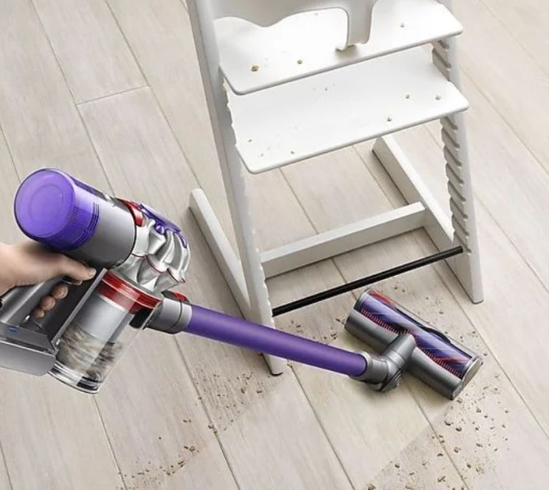 La aspiradora sin cable V11 top ventas de Dyson ¡tiene un descuentazo de 100 euros!