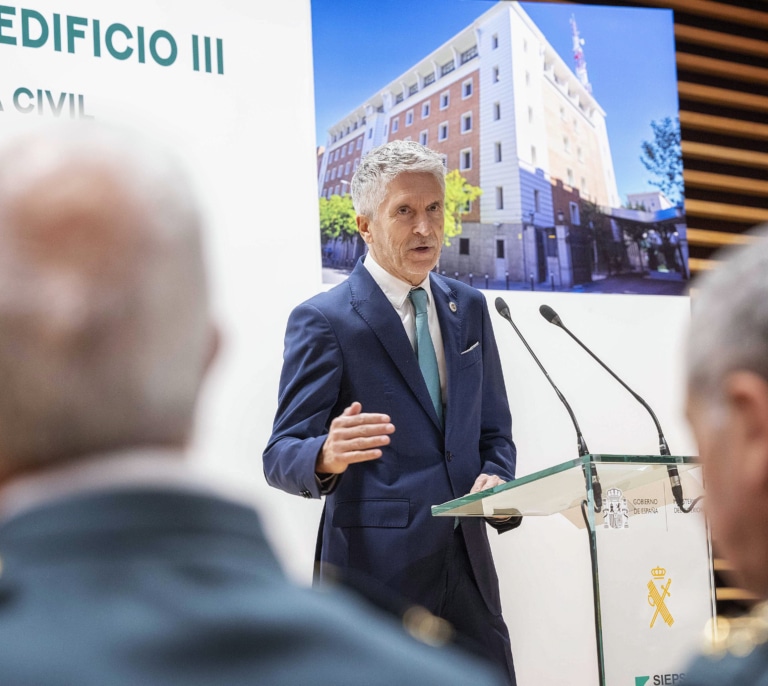 Antiguos mandos de la Policía se lamentan por la politización de la Guardia Civil: "Les van a hacer lo que a nosotros"