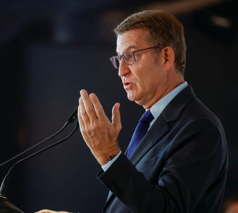 Feijóo reduce a 121.000 votos las fugas a Vox tras la investidura fallida y le 'roba' 567.000
