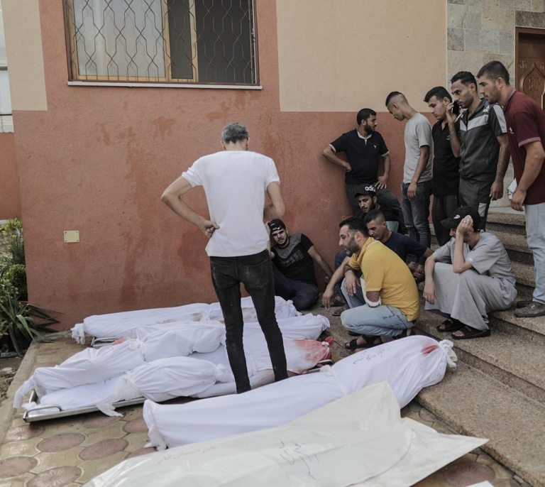 Hamás declara el "colapso total" del sistema sanitario de Gaza por la falta de combustible y los bombardeos