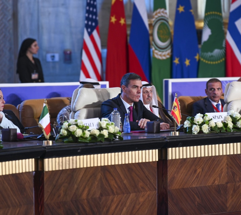 La cumbre de El Cairo, sin declaración conjunta ante la negativa europea a culpar a Israel de la muerte de civiles