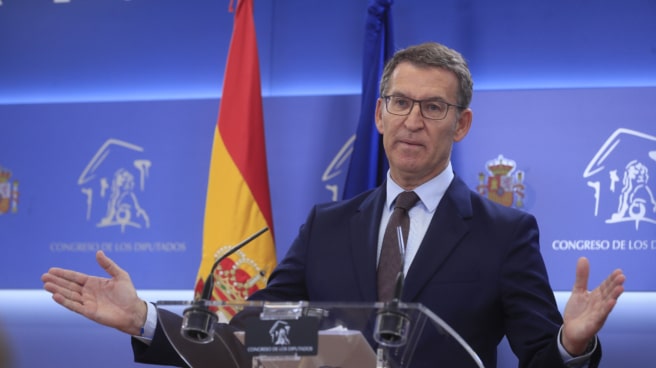 El líder del PP, Alberto Núñez Feijóo, durante la rueda de prensa ofrecida tras la reunión mantenida con el rey Felipe VI, en el marco de la ronda de contactos El líder del PP, Alberto Núñez Feijóo, durante la rueda de prensa ofrecida tras la reunión mantenida con el rey Felipe VI, en el marco de la ronda de contactos