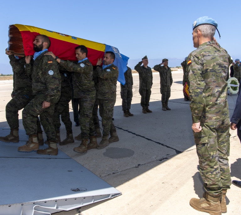 La misión de los soldados españoles, en estado de alerta en Líbano