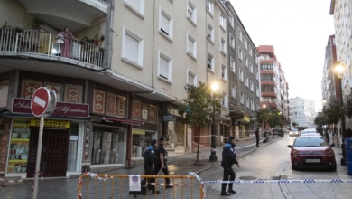 Mueren tres menores y una mujer en un incendio en un edificio en Vigo | Última hora