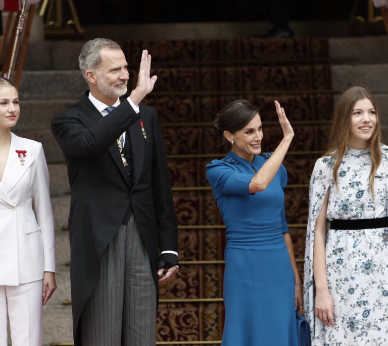 La princesa Leonor, radiante en su gran día con el traje de las "nuevas princesas"