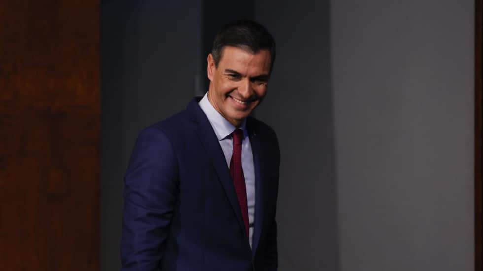 MADRID, 24/10/2023.- El presidente del Gobierno en funciones y líder del PSOE, Pedro Sánchez, durante una rueda de prensa ofrecida para informar sobre el acuerdo para formar Gobierno en Madrid, este martes. EFE/ Emilio Naranjo