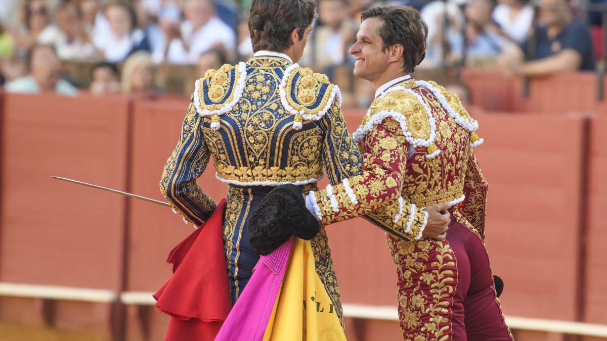 El Juli, a portagayola en su corrida de despedida de los ruedos