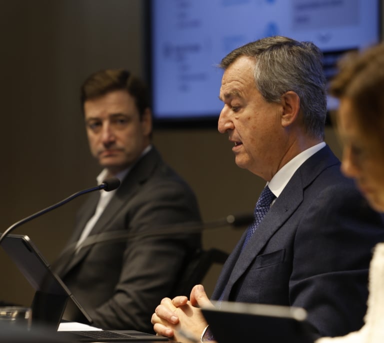 Los clientes del Banco Sabadell amortizan menos su hipoteca por el gran peso de la fija