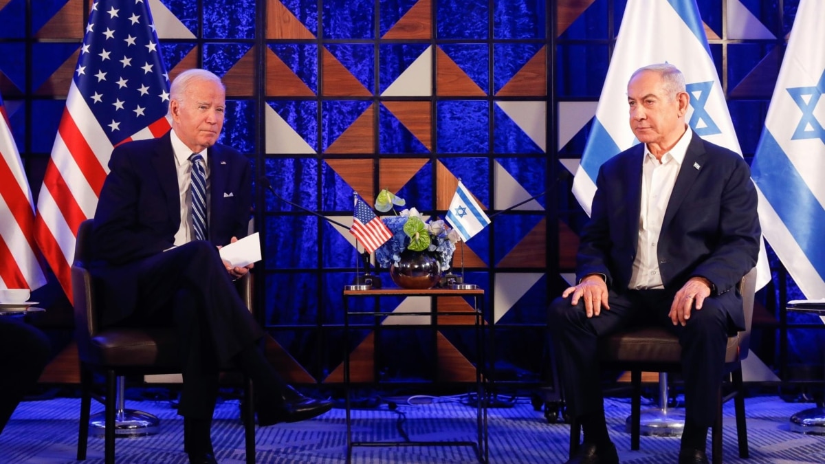 Joe Biden con Benjamin Netanyahu.