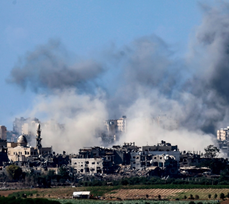 Israel asedia con francotiradores hospitales de Gaza, cuyo sistema de salud ha colapsado