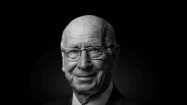 Muere Bobby Charlton, leyenda del Manchester United y el fútbol inglés