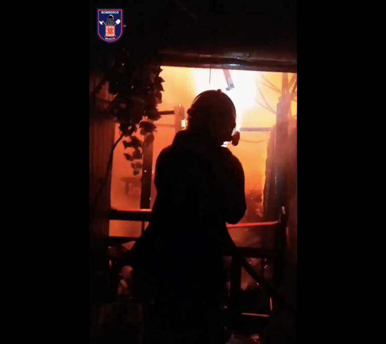 Así ha sido la extinción del devastador incendio en la discoteca de Atalayas en Murcia