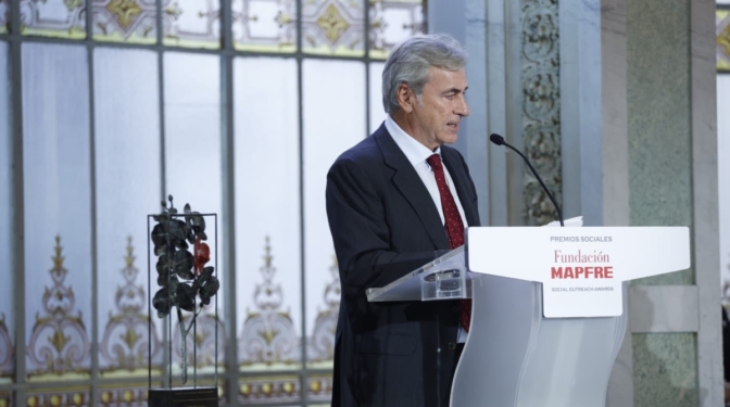 ¿Se va a presentar Carlos Sainz a las elecciones del Real Madrid?