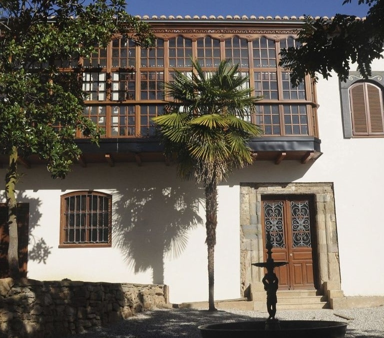 El Ayuntamiento de Astorga monta por Halloween una "casa del terror" en la casa museo de los Panero