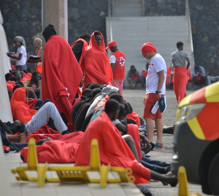Un cayuco con 280 personas llega a El Hierro, el más numeroso desde la crisis de 2006